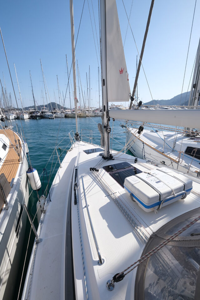 Bavaria Cruiser 34 - 2 cab. Dory 2